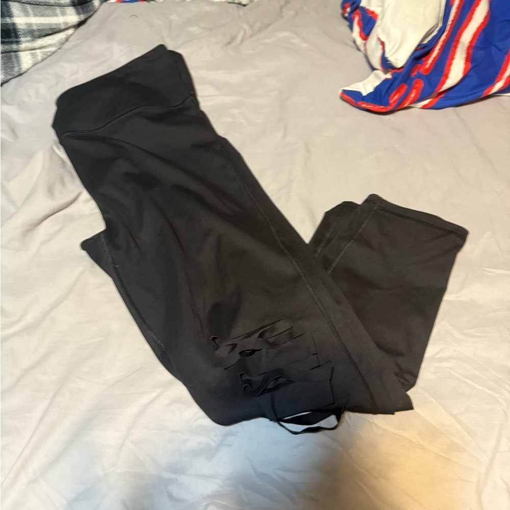 Mono B distressed Leggings